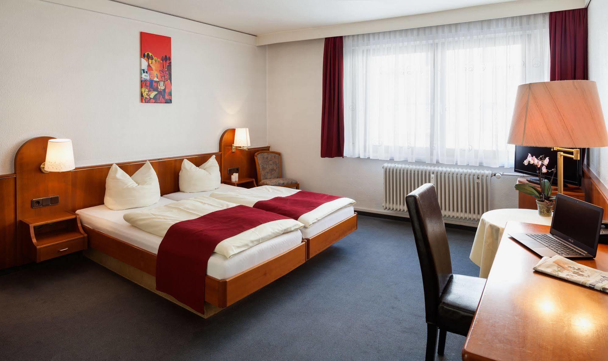 Hotel Gute Hoffnung بفورتسهايم المظهر الخارجي الصورة